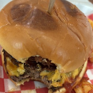 Combo La Última Burger