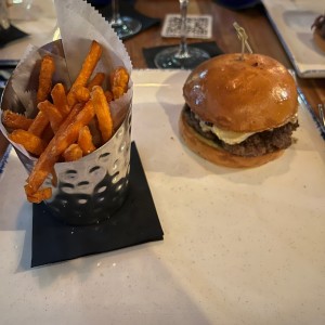 Truffle Burger 