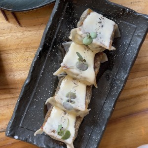 Para Compartir - Truffled Mushroom Dumplings