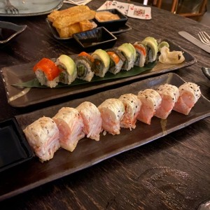 Sushi Bar - Super Dinamite