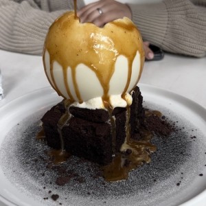 Brownie con Helado