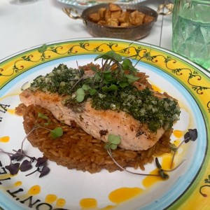 Salmon con arroz de coco