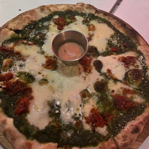 Pizza pesto 