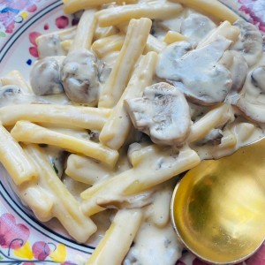 pasta con hongos