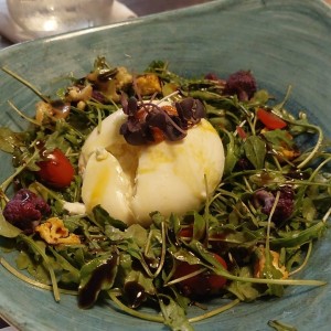 Para Compartir - Insalata di Burrata