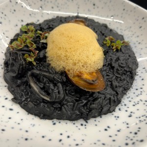 Risotto Nero di Seppia e Gamberetti