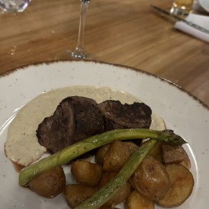 Filet de Boeuf en salsa poivre