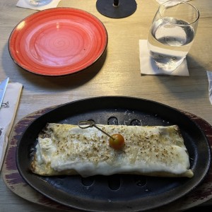 Crepe de jamon y Queso y Bechamel