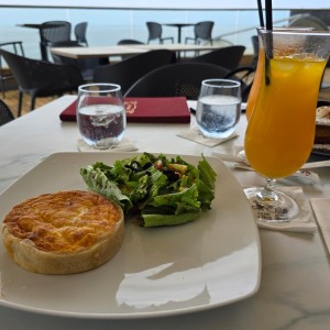 Quiche Lorraine y sa Salade