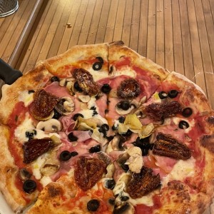Pizza caprichosa