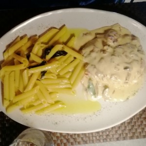 Pastas - Pasta con Pollo