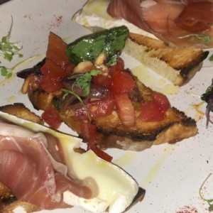 Bruschetta Mista