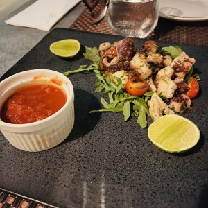 Para Compartir - Pulpo al Grill