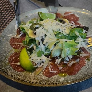 Carpaccio de res