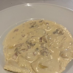 Ravioli de Pollo a la Boscaiola