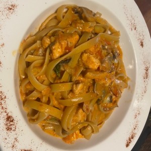 Pasta con salmon