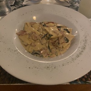 Ravioli de Pollo