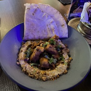 FRIED CHICKEN & HUMMUS