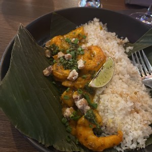 camarones con arroz con coco crocante 