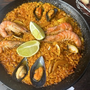 Paella de la casa