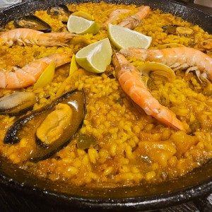 Paella de la casa