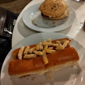 Hot dog y hamburguesa 