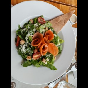 Ensalada César Con Salmón