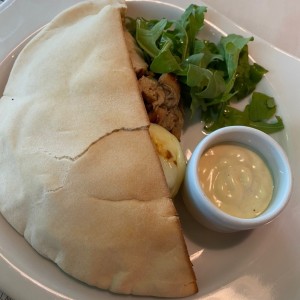 Pita de pollo