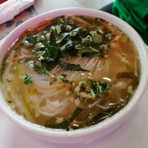 Sopa de pollo 