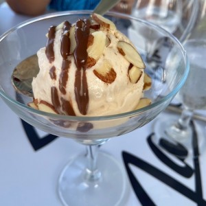 Copa helado macadamia