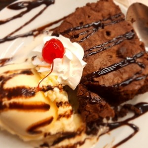 Brownie con Helado