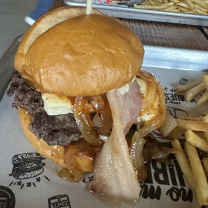 Premium Burgers - Casco Burger