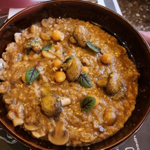 Risotto de Hongos y Trufas Crocantes