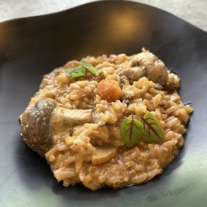 Risotto de Hongos y Trufas Crocantes