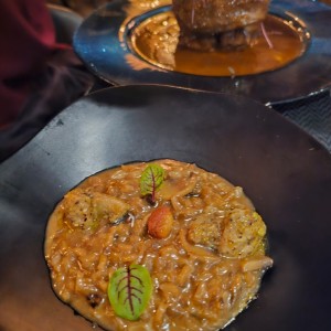 Side de Risotto de hongos y trufas crocantes