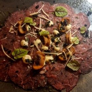 Carpaccio de res