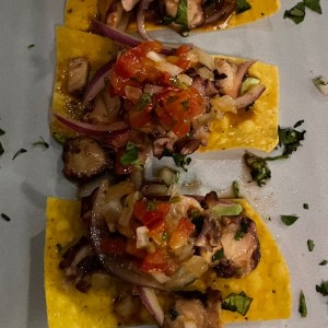 Para Botonear - Tostadas de Pulpo