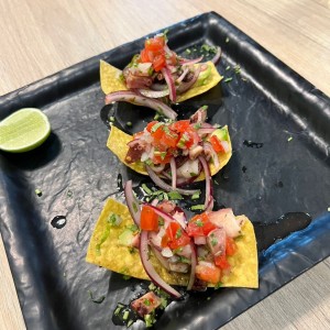 Para Botonear - Tostadas de Pulpo