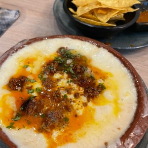 Queso Fundido con Chorizo Artesanal