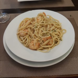 Pasta con camarones