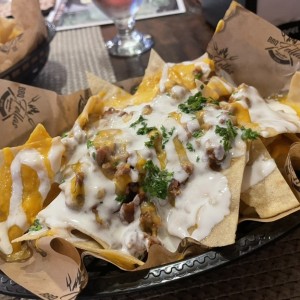 Entrees - Chili Nachos