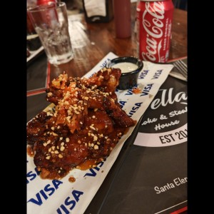 Stranger wings