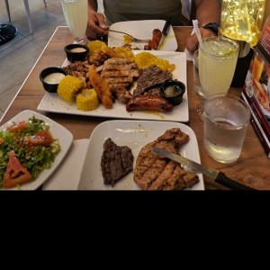 Parrilladas - Parrilla Henry's