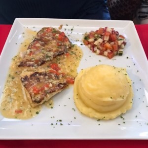 Pescado al ajillo 