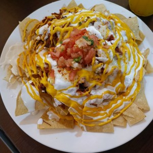 nachos especiales de longaniza