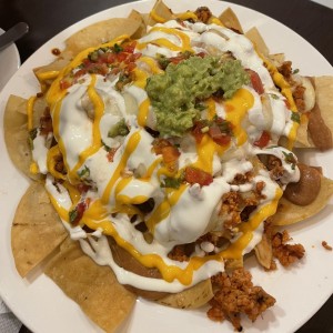 Nachos con Chorizo