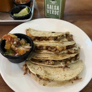 Quesadillas de pollo