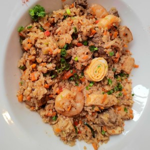 Yakimeshi mixto