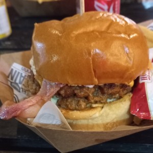 Bacon-Tainer