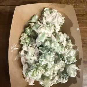 Ensalada de brocoli y pollo
